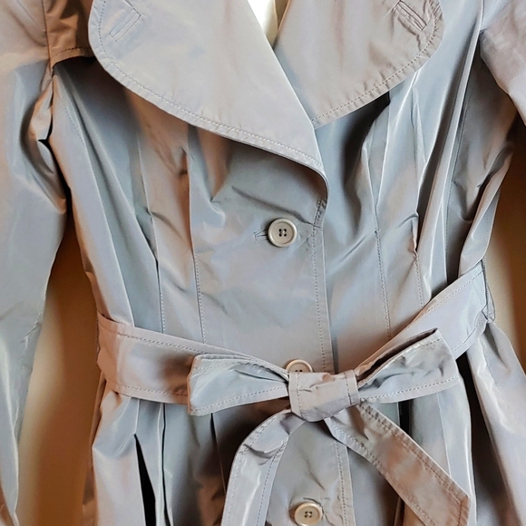 🔥Price Drop🔥🎉HP🎉 Banana Republic Belted Trench Coat - Picture 8 of 9